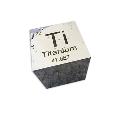 Титановий куб